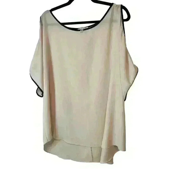 Sprese tan and black open sleeve blouse size 1X - Picture 4 of 7